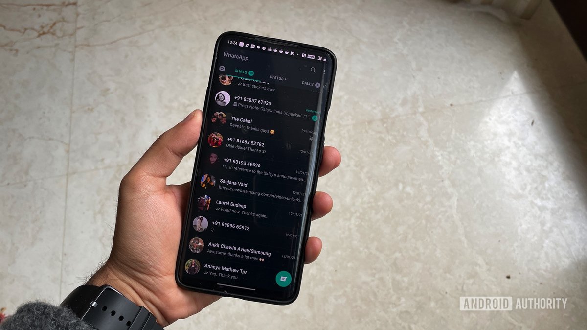 Does Whatsapp Alert Screenshots? What You Need To Know